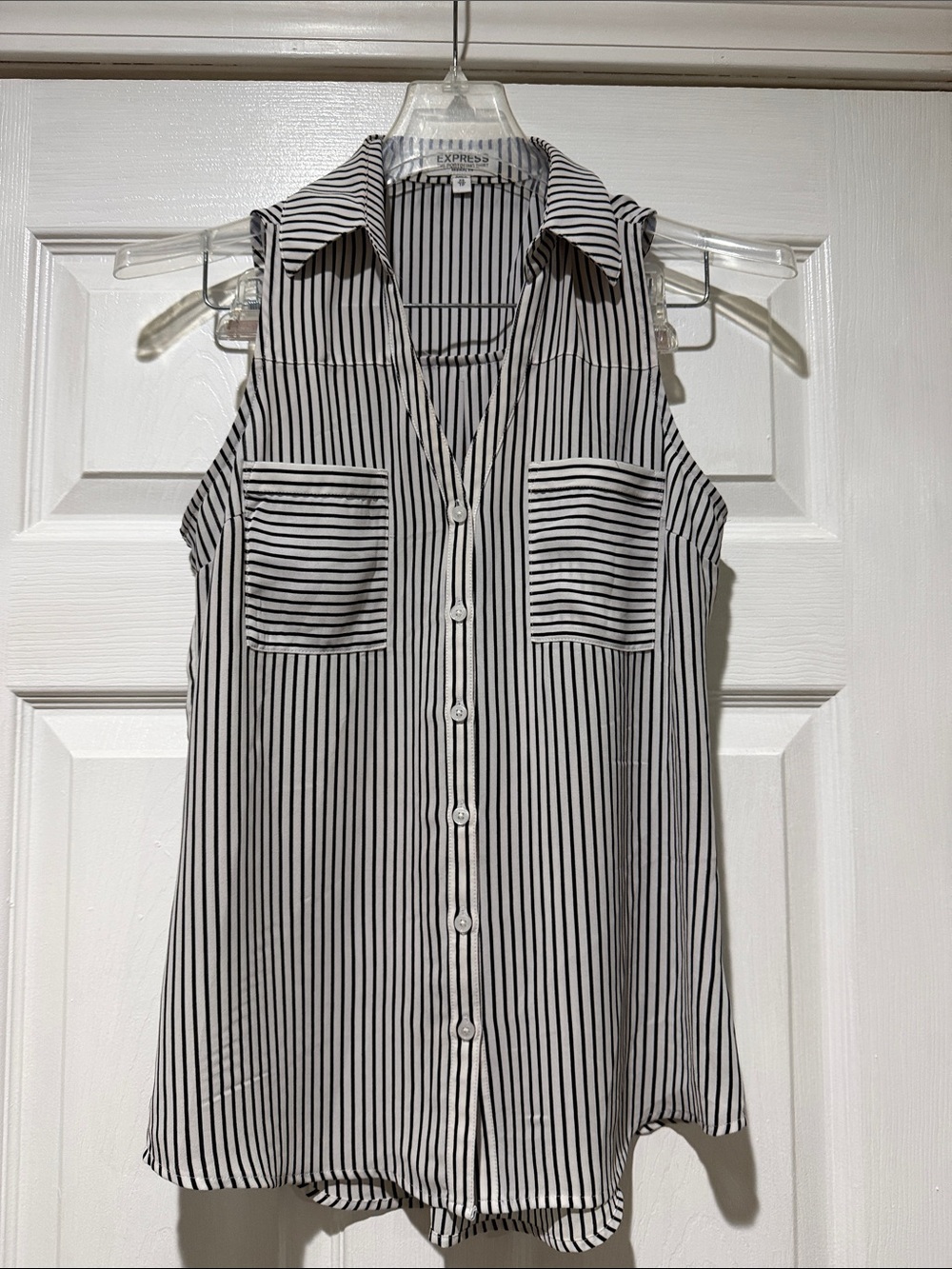 Express Women's Black and White Vertical Stripe Sleeveless Button-Front Shirt